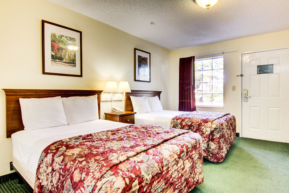 Intown Suites Extended Stay Jacksonville Fl - Baymeadows מראה חיצוני תמונה
