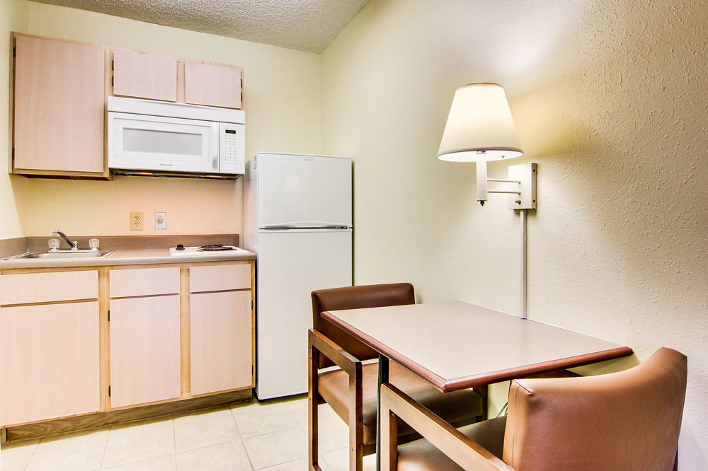 Intown Suites Extended Stay Jacksonville Fl - Baymeadows מראה חיצוני תמונה