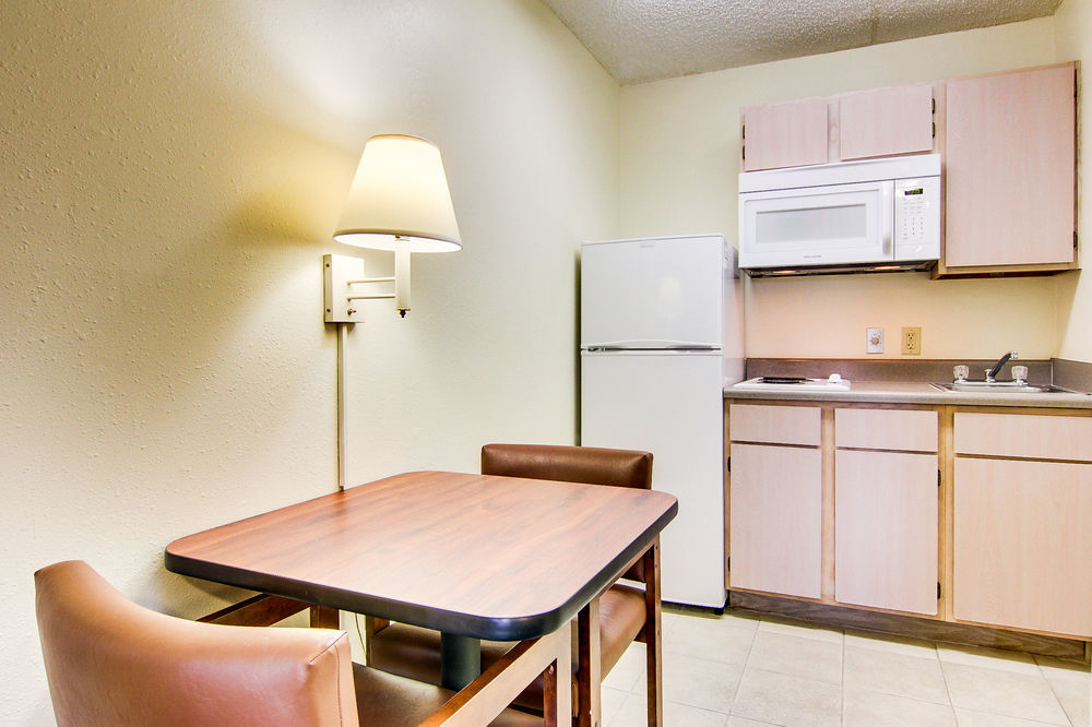 Intown Suites Extended Stay Jacksonville Fl - Baymeadows מראה חיצוני תמונה